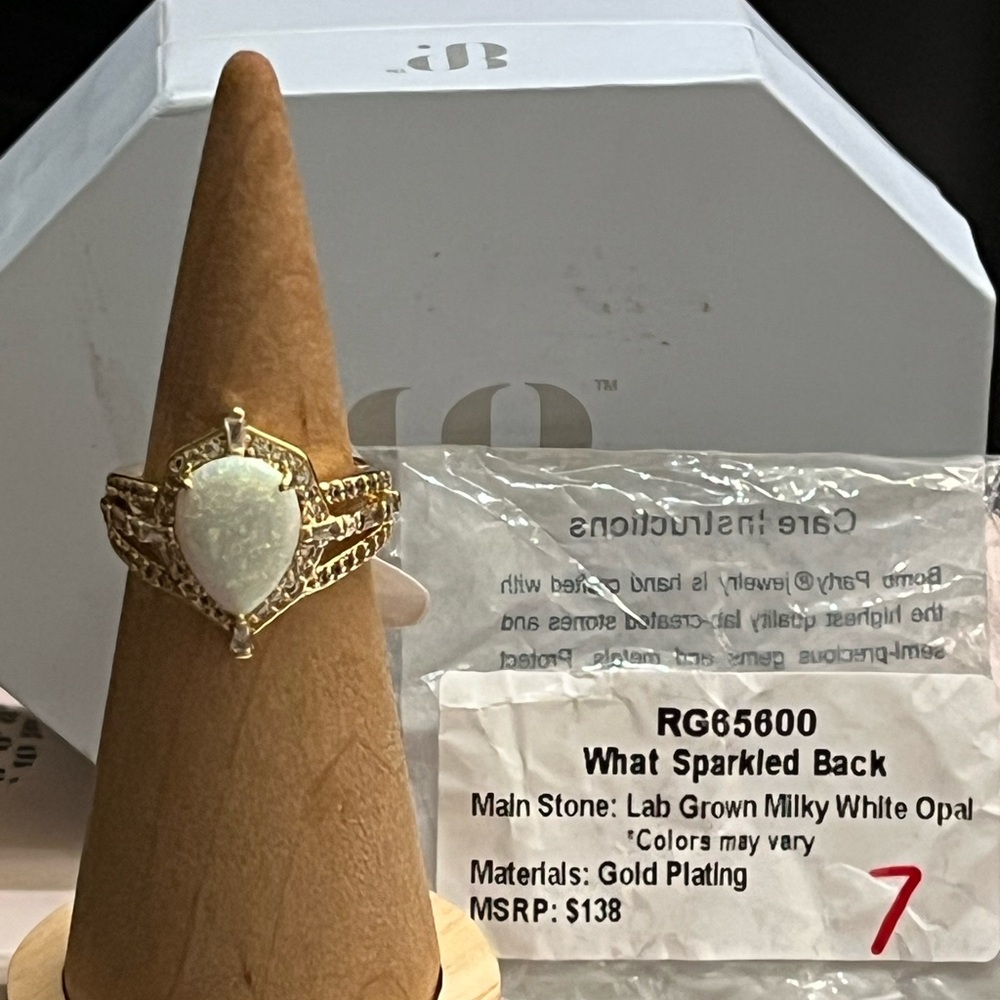 BP What Sparkled Back Gold Plated White Opal Ring RG65600 Size 7